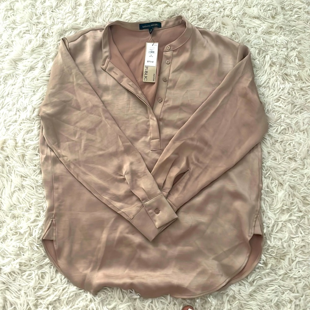 BR taupe blouse size petite M